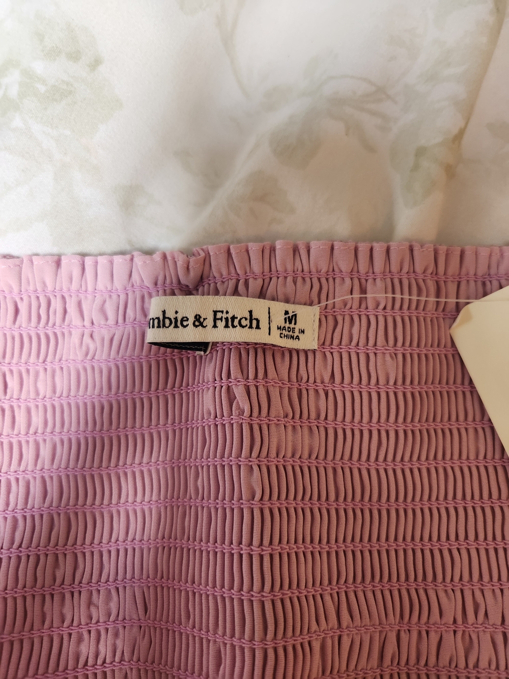 Abercrombie & Fitch Lilac Smocked Silky Top - Picture 5 of 5